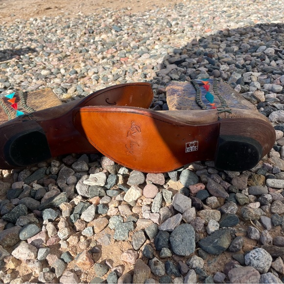 Awesome calf length boots. - Picture 3 of 4